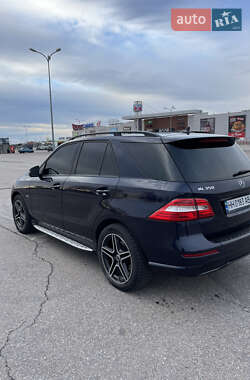Mercedes-Benz M-Class  2013