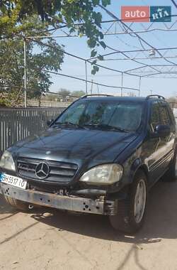 Mercedes-Benz M-Class  2000