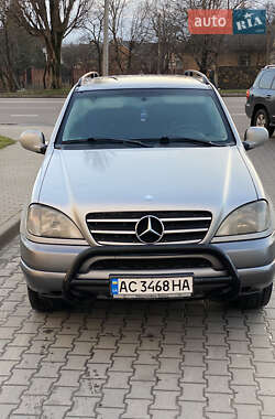 Mercedes-Benz M-Class 1999