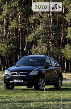 Mercedes-Benz M-Class  2006