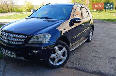 Mercedes-Benz M-Class  2005