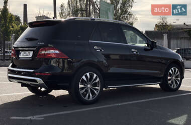 Mercedes-Benz M-Class  2015