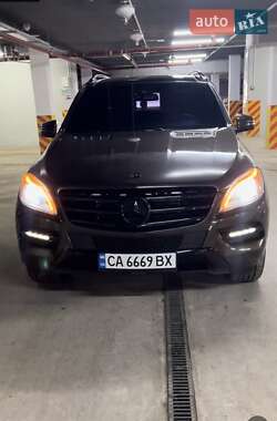 Mercedes-Benz M-Class  2013