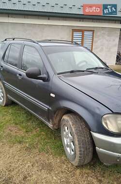 Mercedes-Benz M-Class  2000