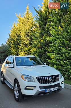 Mercedes-Benz M-Class  2012