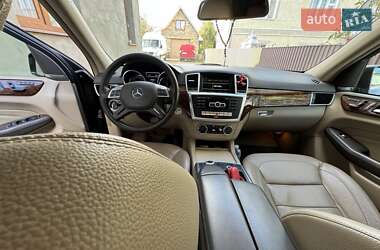 Mercedes-Benz M-Class 2012