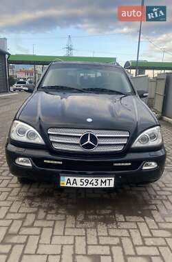 Mercedes-Benz M-Class  2005