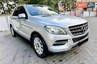 Mercedes-Benz M-Class 2012