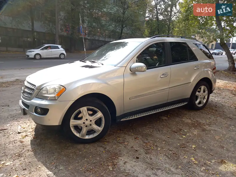 Mercedes-Benz M-Class