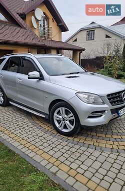 Mercedes-Benz M-Class  2011
