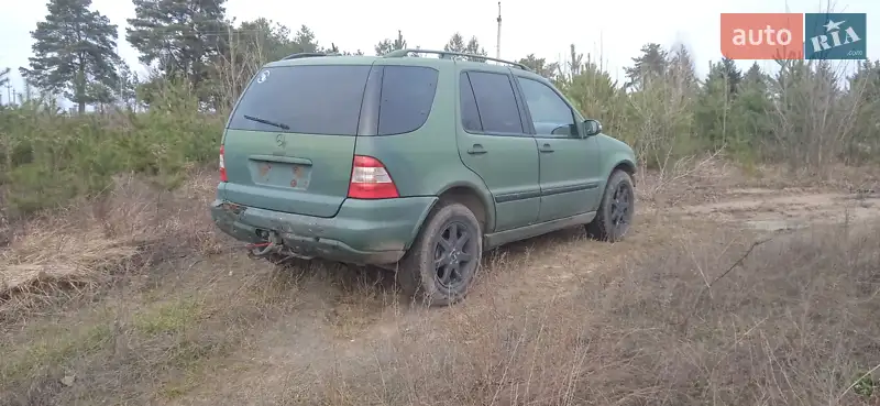 Mercedes-Benz M-Class 2002