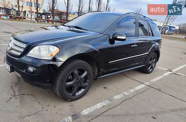 Mercedes-Benz M-Class 2008