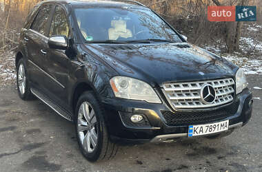 Mercedes-Benz M-Class  2010