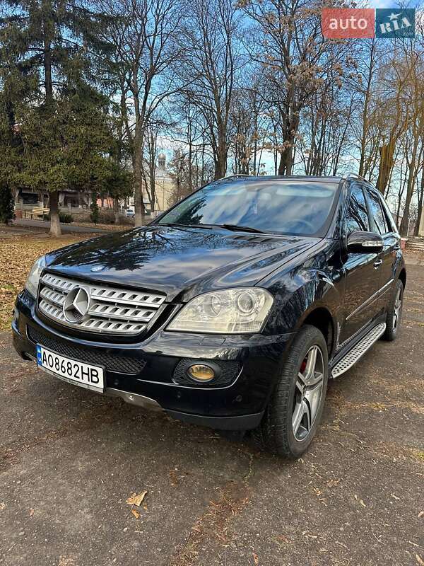 Mercedes M-Class 2006 року в Чернівцях