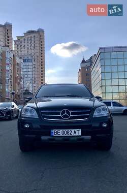 Mercedes-Benz M-Class  2006