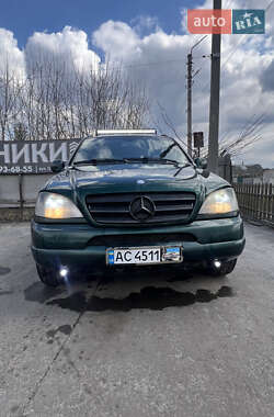 Mercedes-Benz M-Class  2001