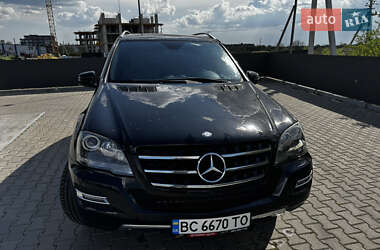 Mercedes-Benz M-Class  2011