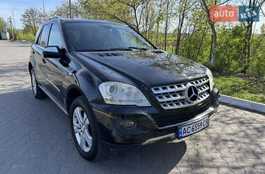 Mercedes-Benz M-Class  2010