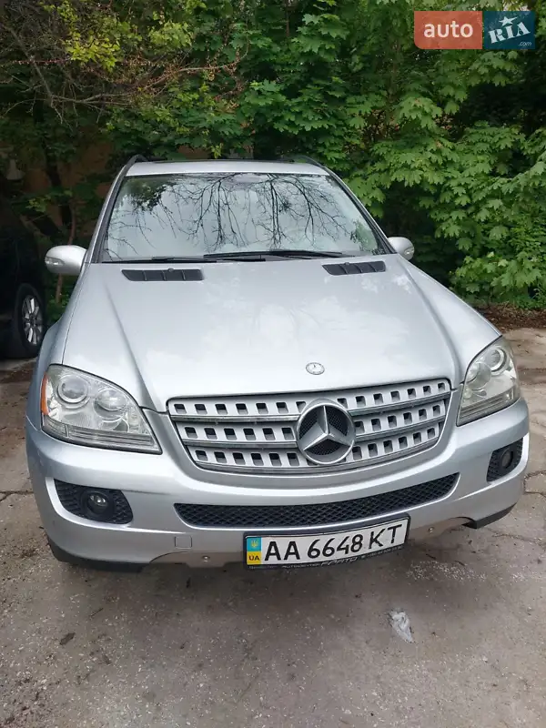Mercedes-Benz M-Class