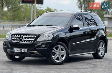Mercedes-Benz M-Class  2010