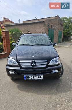 Mercedes-Benz M-Class 2004