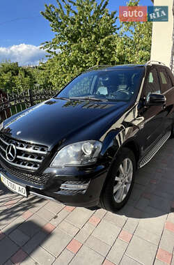 Mercedes-Benz M-Class  2011