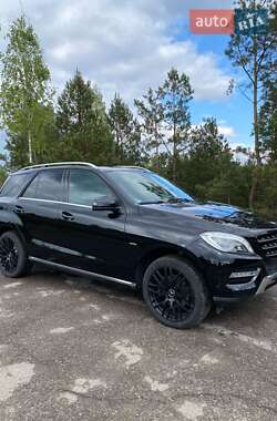 Mercedes-Benz M-Class  2012