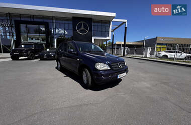 Mercedes-Benz M-Class  2000