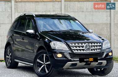 Mercedes-Benz M-Class 2010