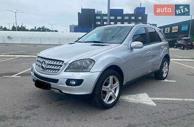 Mercedes-Benz M-Class  2006
