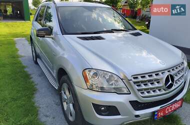 Mercedes-Benz M-Class  2011