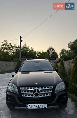Mercedes-Benz M-Class  2011