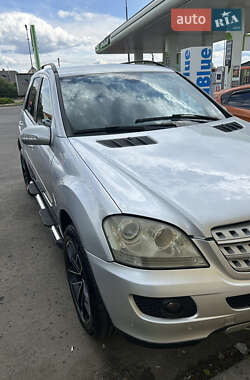 Mercedes-Benz M-Class  2008