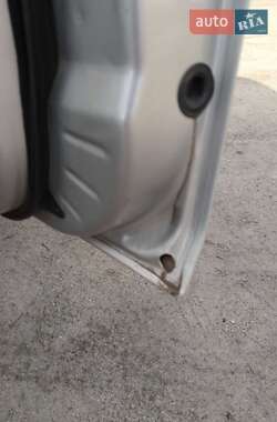 Mercedes-Benz M-Class  2002