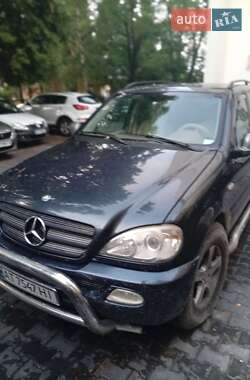 Mercedes-Benz M-Class  2001