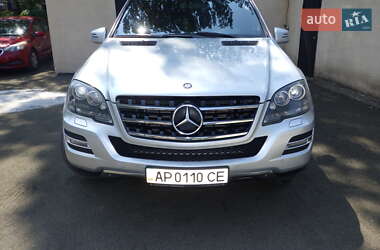 Mercedes-Benz M-Class 2011