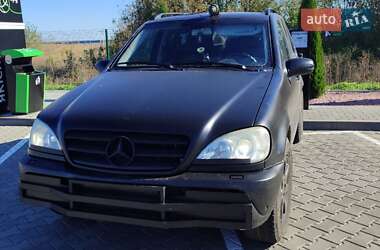 Mercedes-Benz M-Class 2003