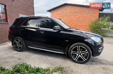 Mercedes-Benz M-Class  2012