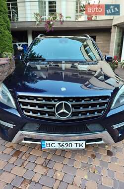 Mercedes-Benz M-Class  2013