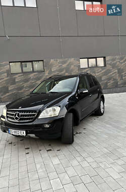 Mercedes-Benz M-Class  2005