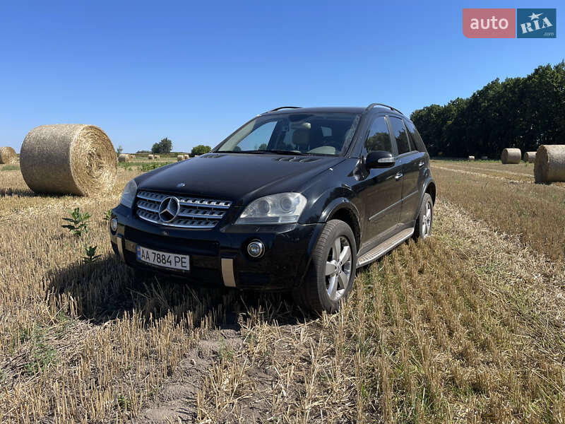 Mercedes-Benz M-Class