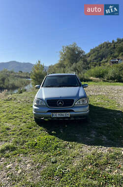 Mercedes-Benz M-Class  2002