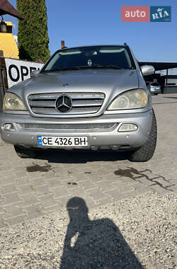 Mercedes-Benz M-Class  2005