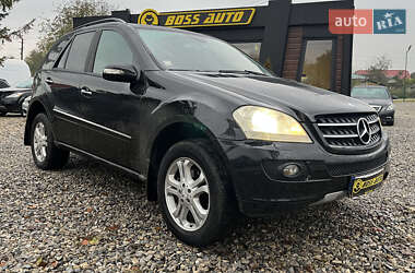 Mercedes-Benz M-Class  2005