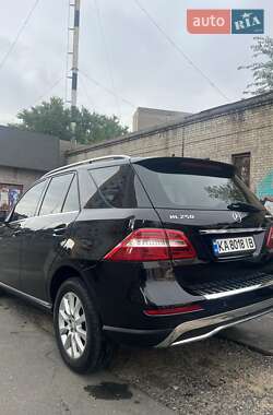 Mercedes-Benz M-Class  2015