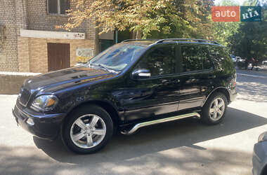 Mercedes-Benz M-Class 2003