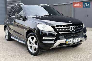 Mercedes-Benz M-Class  2011