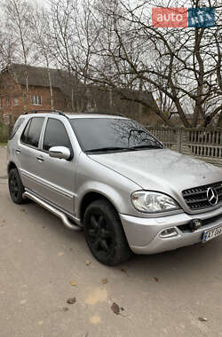 Mercedes-Benz M-Class 2001