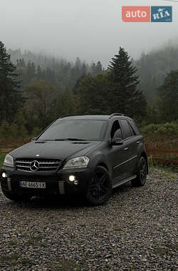 Mercedes-Benz M-Class 2006