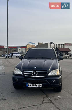 Mercedes-Benz M-Class 2000